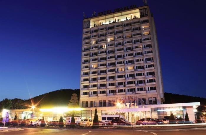 Grand Hotel Ceahlau Piatra Neamt Exterior photo